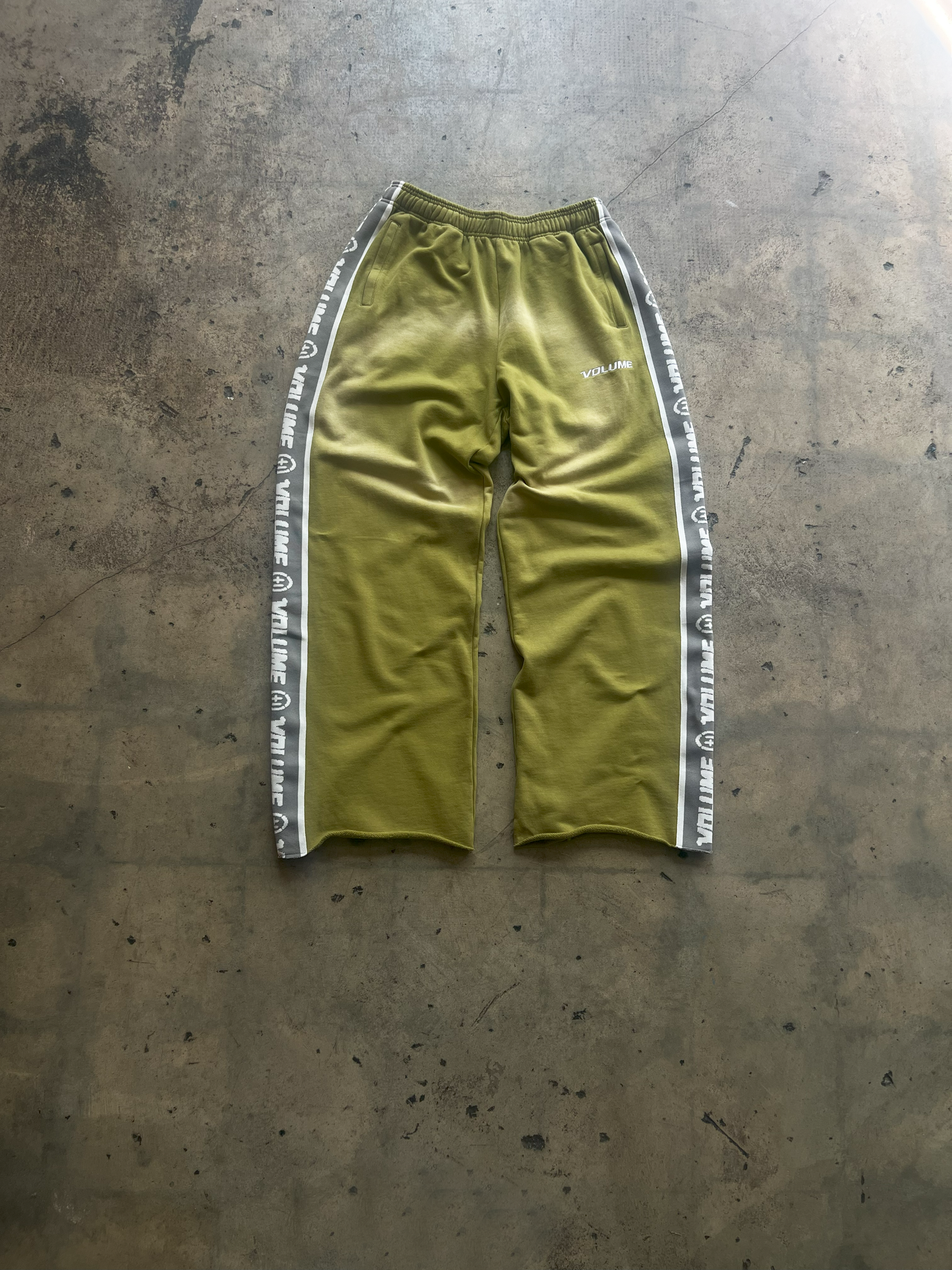 VINTAGE WASHED SWEATPANTS - OLIVE